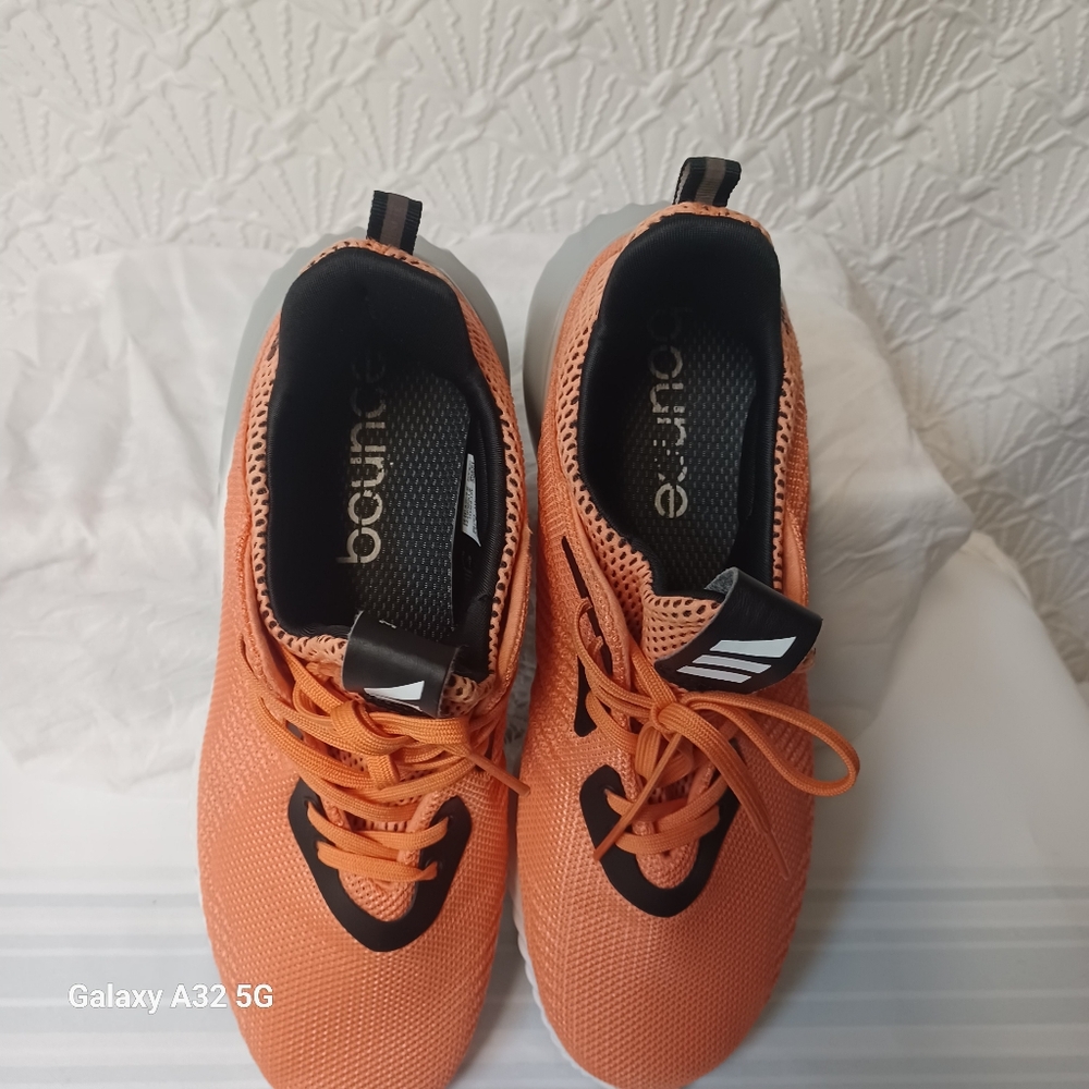 Adidas Alpha Bounce 3 Atheletic Men Size 10 Peach and Black Sneakers - Picture 6 of 14